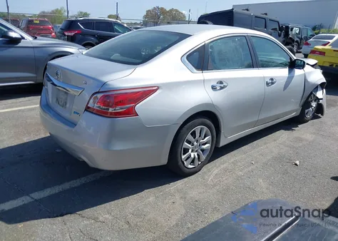 2013 Nissan Altima 2.5 S z USA, uszkodzony, nr VIN 1N4AL3APXDN539751